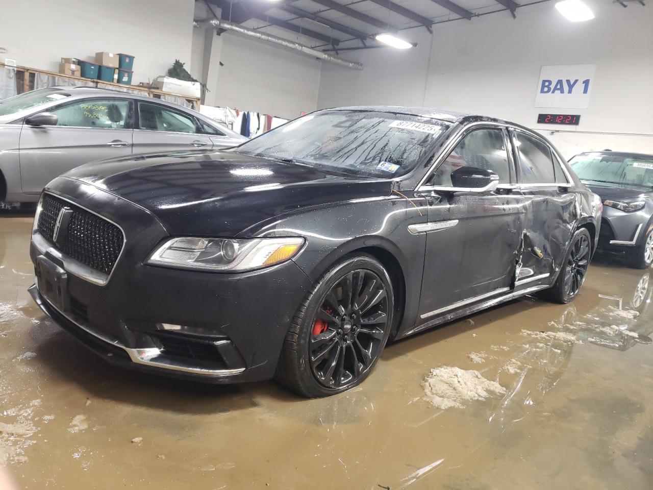 2019 LINCOLN CONTINENTAL — фото 1
