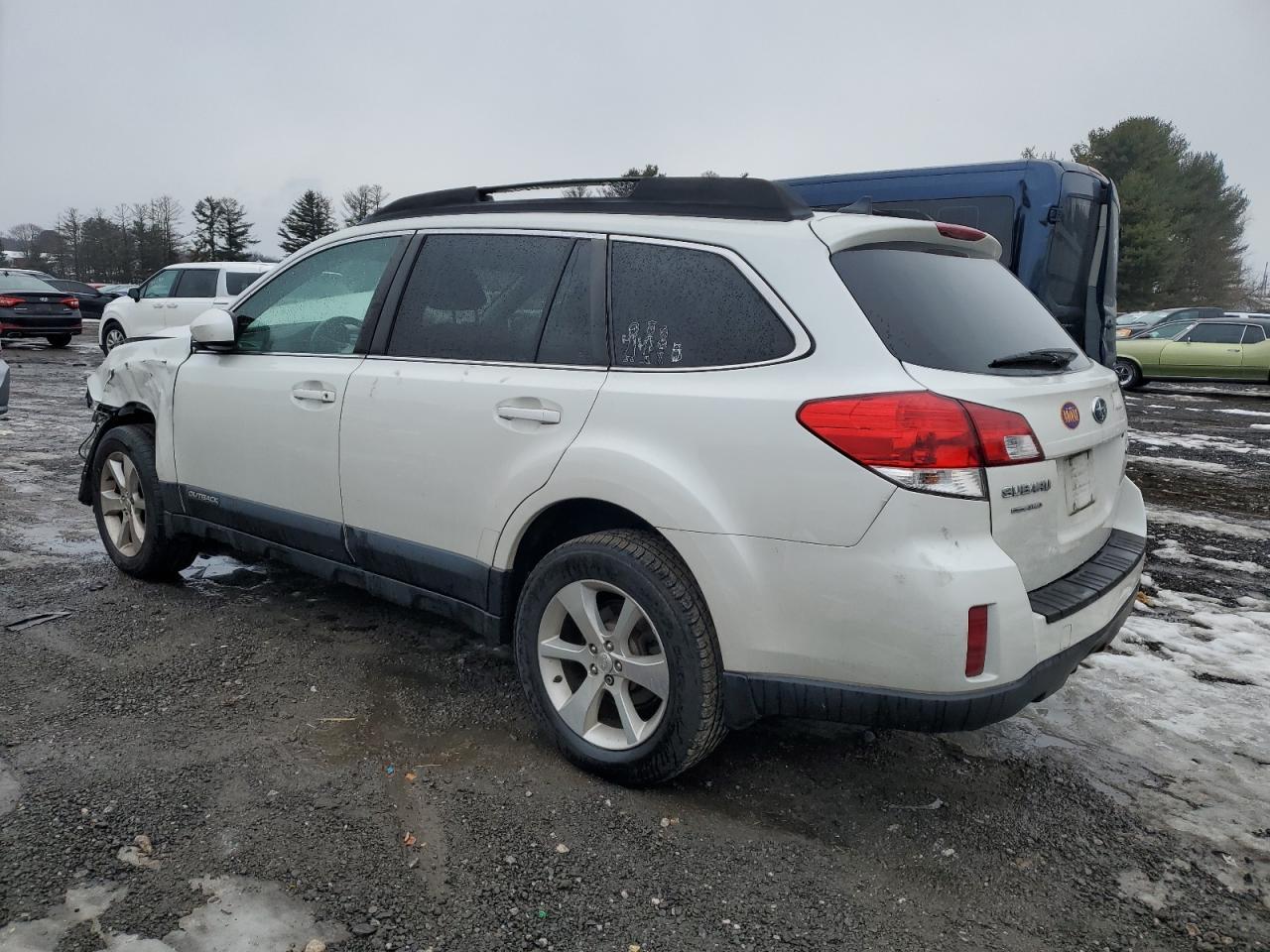SUBARU OUTBACK