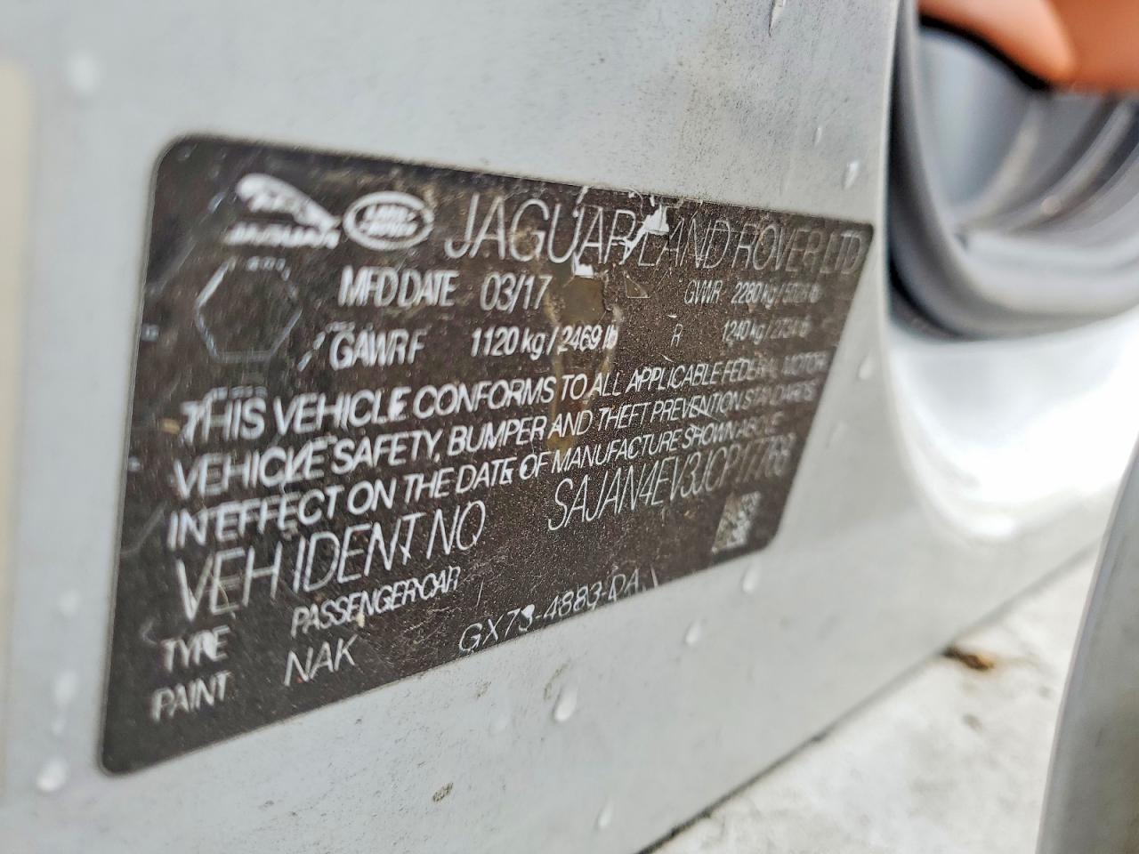 JAGUAR XE