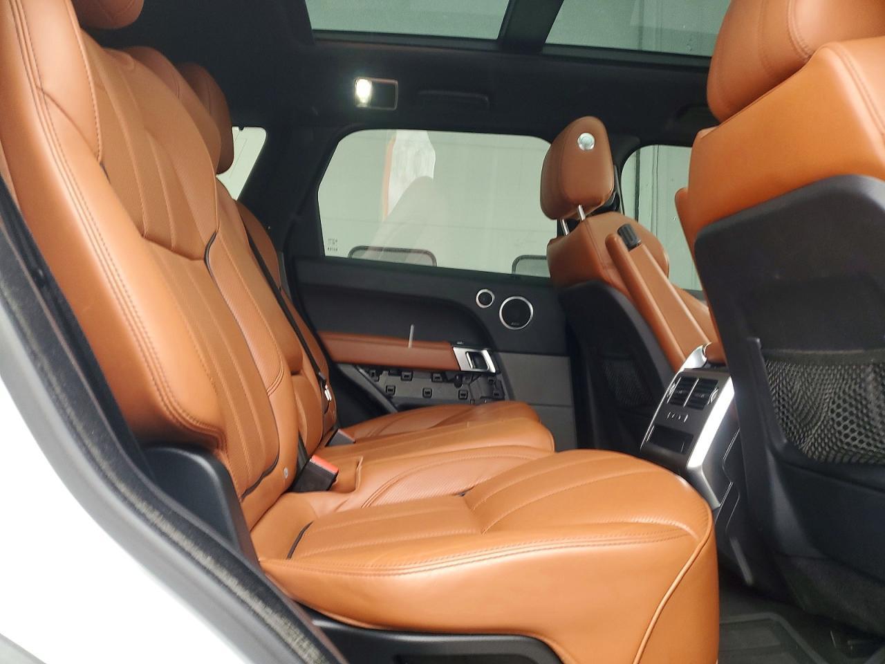 2017 LAND ROVER RANGE ROVER SPORT — фото 11