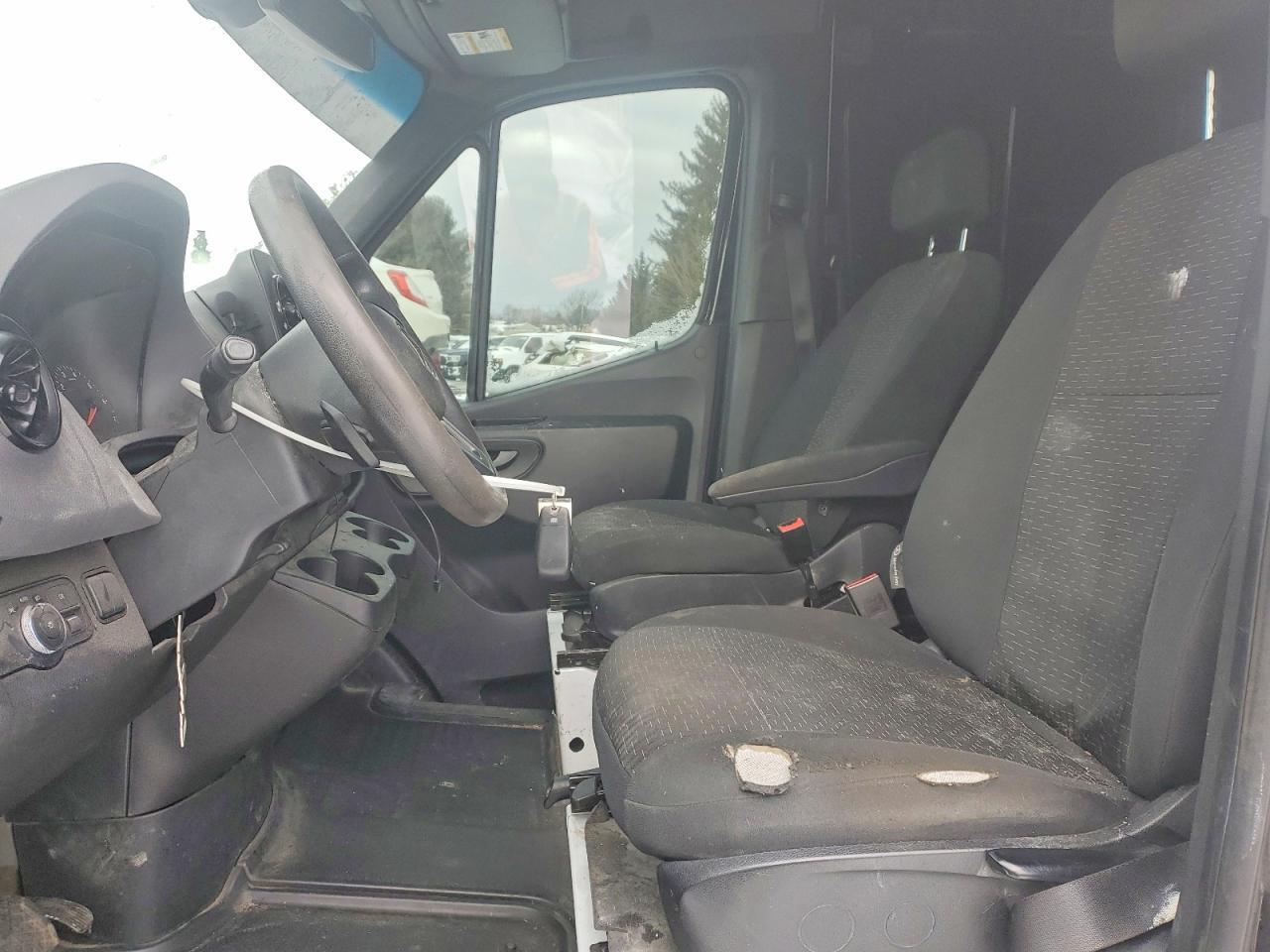 MERCEDES-BENZ SPRINTER