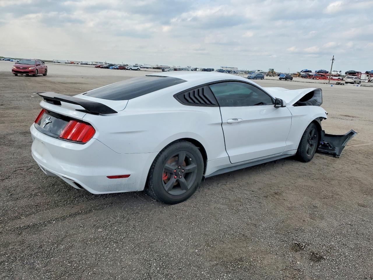 FORD MUSTANG