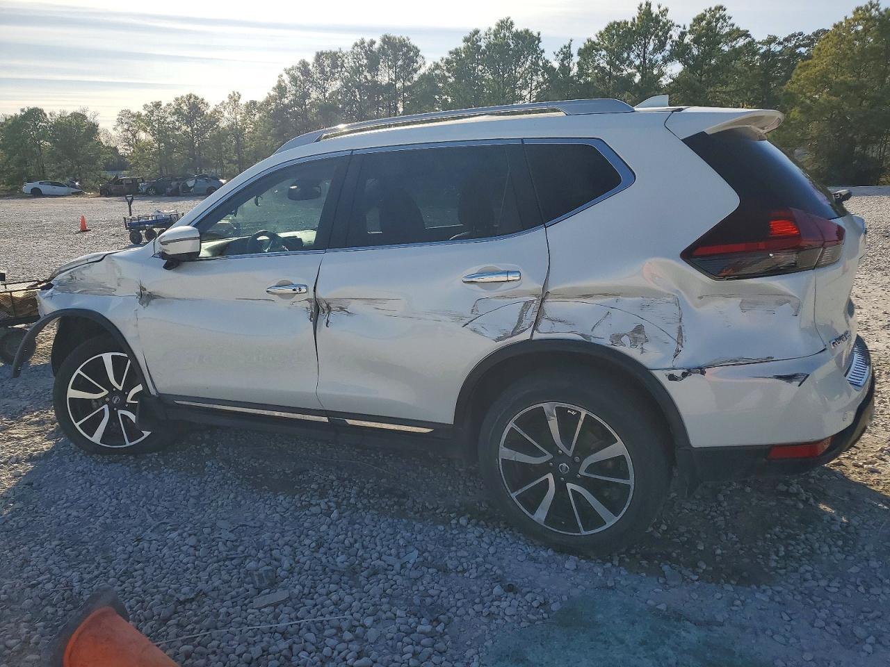 2019 NISSAN ROGUE — фото 2