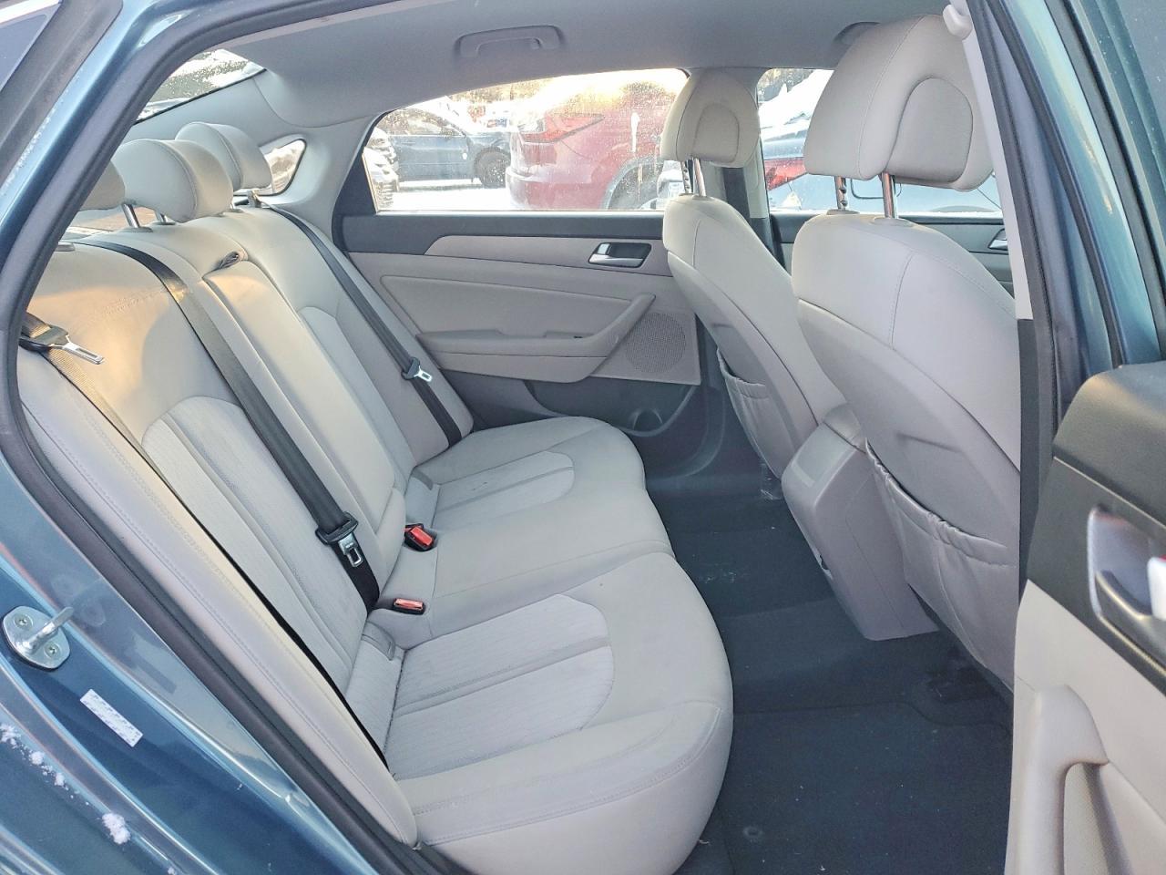 HYUNDAI SONATA HYBRID