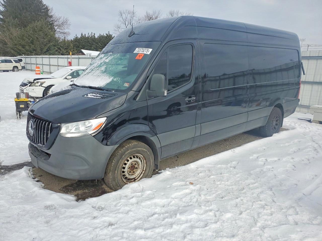 MERCEDES-BENZ SPRINTER