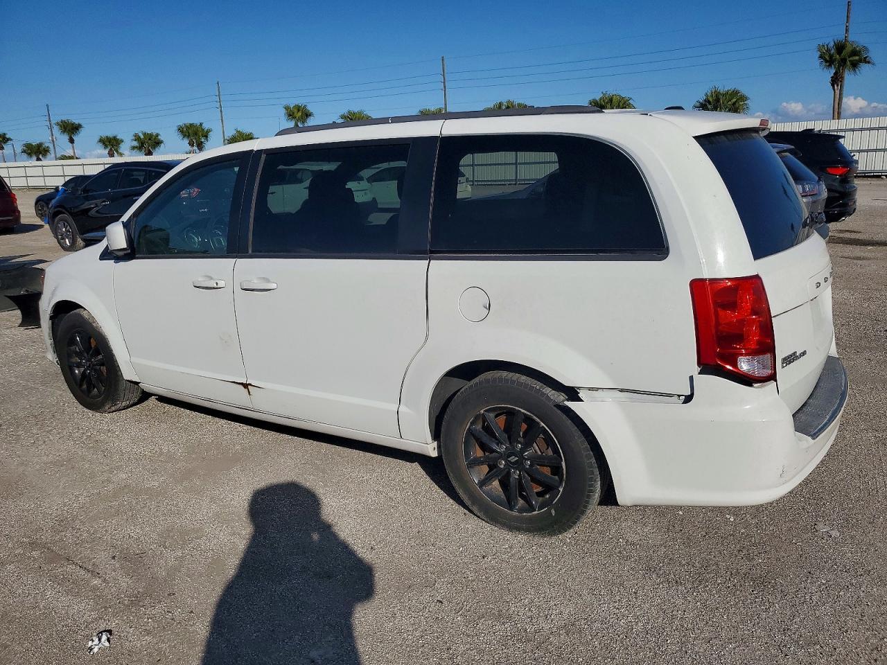 2019 DODGE GRAND CARAVAN — фото 2