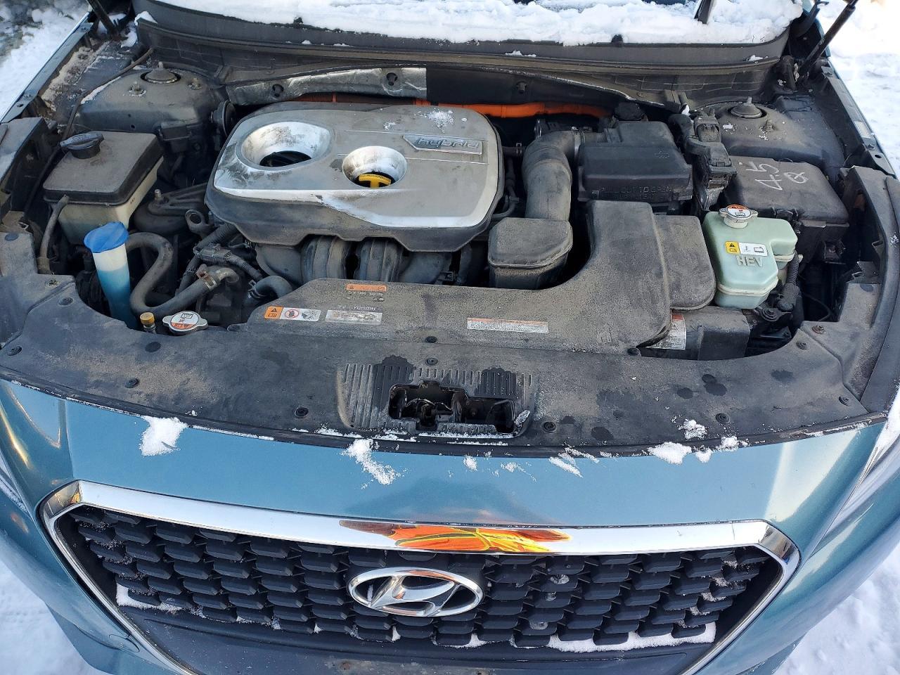 HYUNDAI SONATA HYBRID