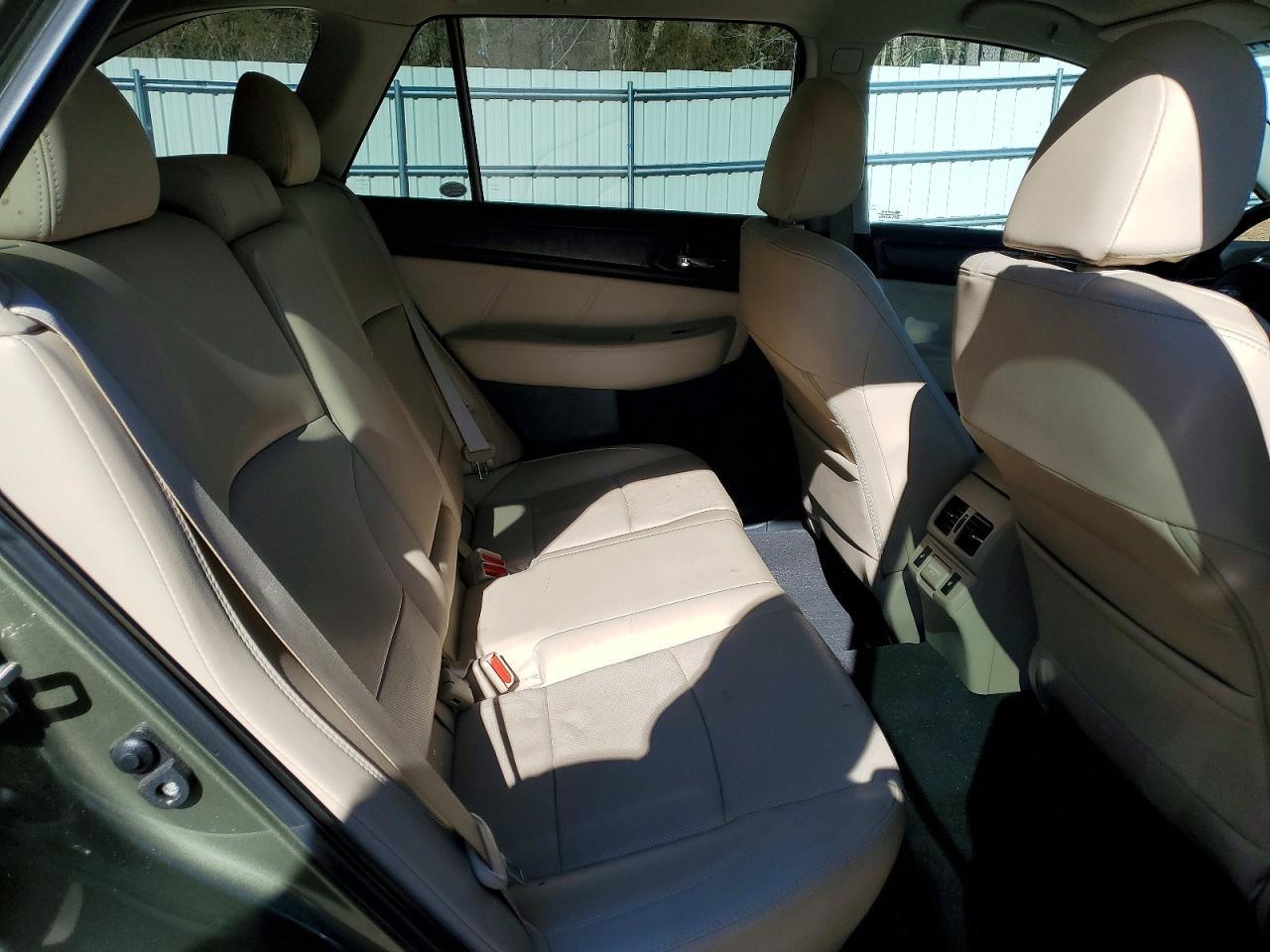 SUBARU OUTBACK