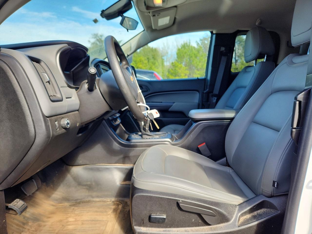 CHEVROLET COLORADO