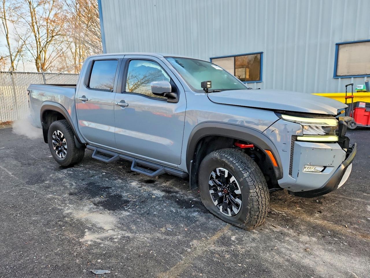 NISSAN FRONTIER