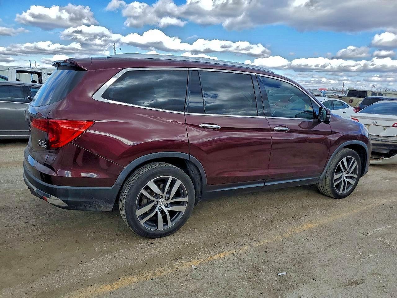 2017 HONDA PILOT — фото 3