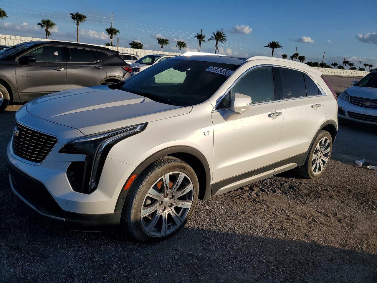 2019 CADILLAC XT4 — фото 1