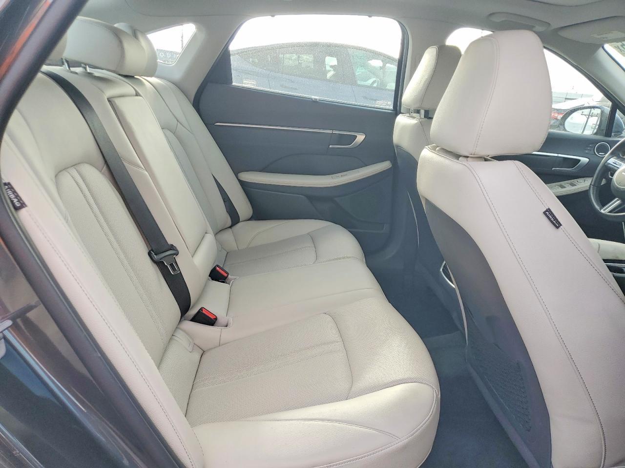 HYUNDAI SONATA HYBRID