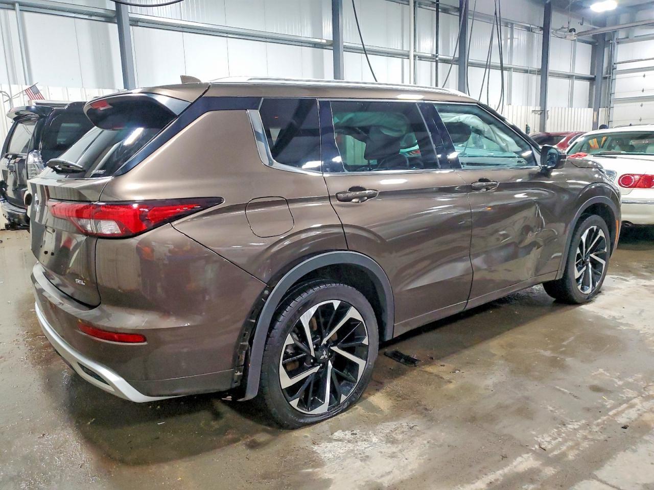 2022 MITSUBISHI OUTLANDER — фото 3