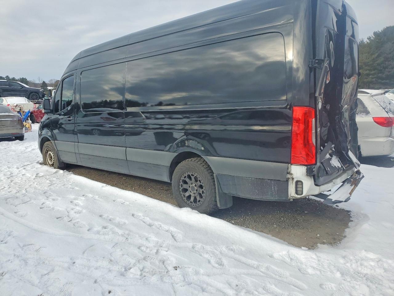 MERCEDES-BENZ SPRINTER