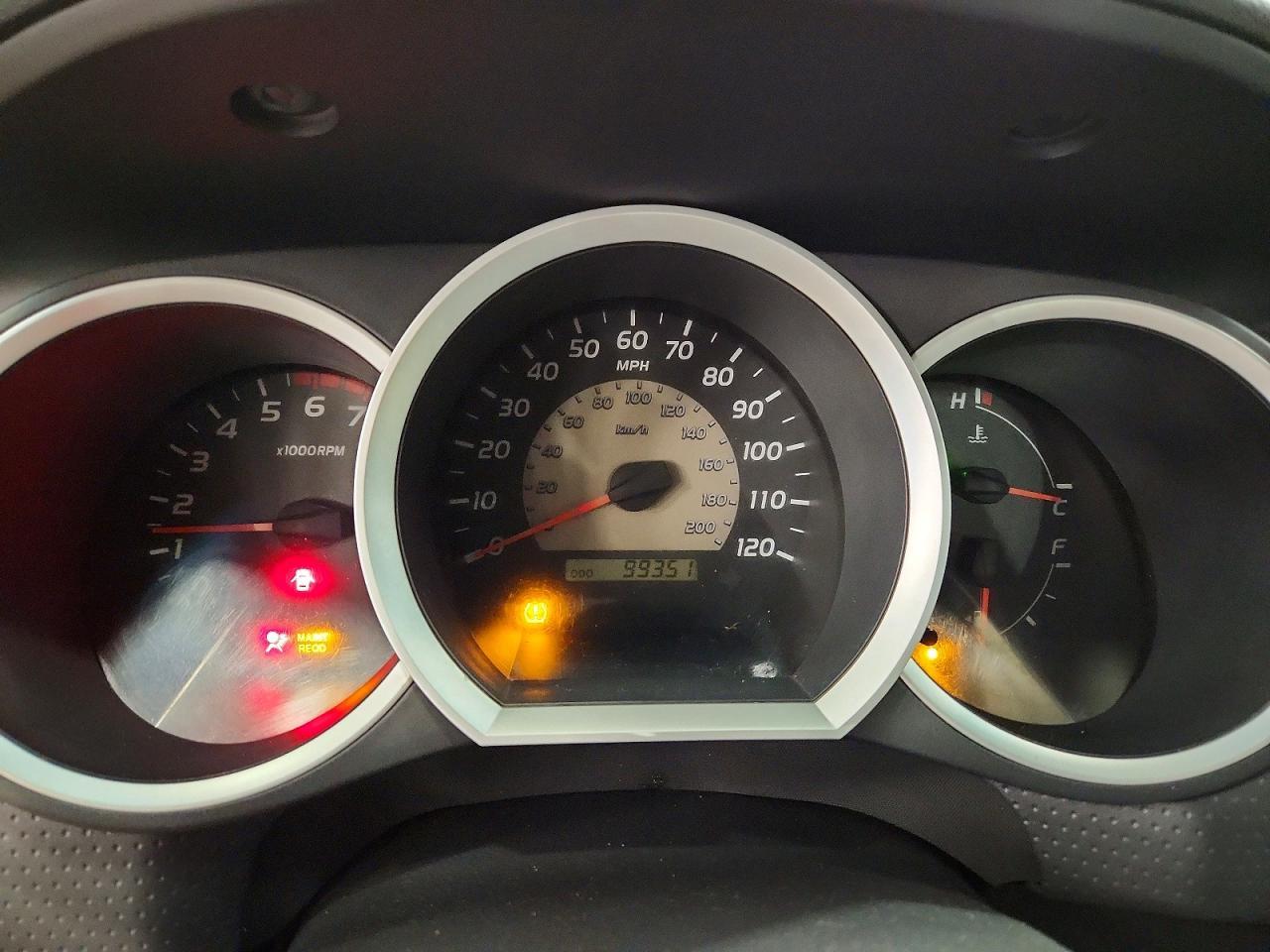 TOYOTA TACOMA