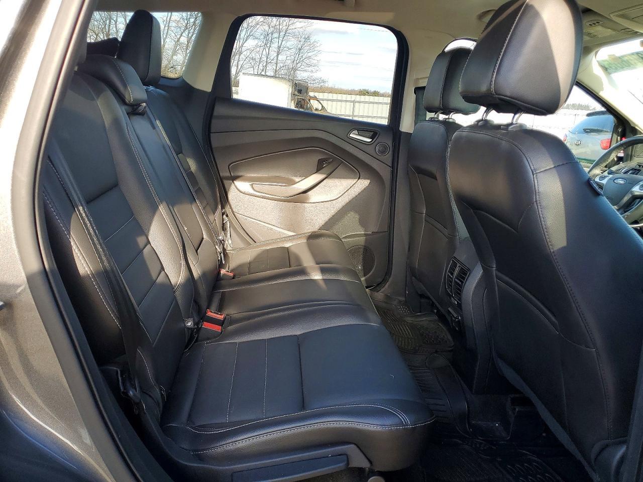 FORD ESCAPE