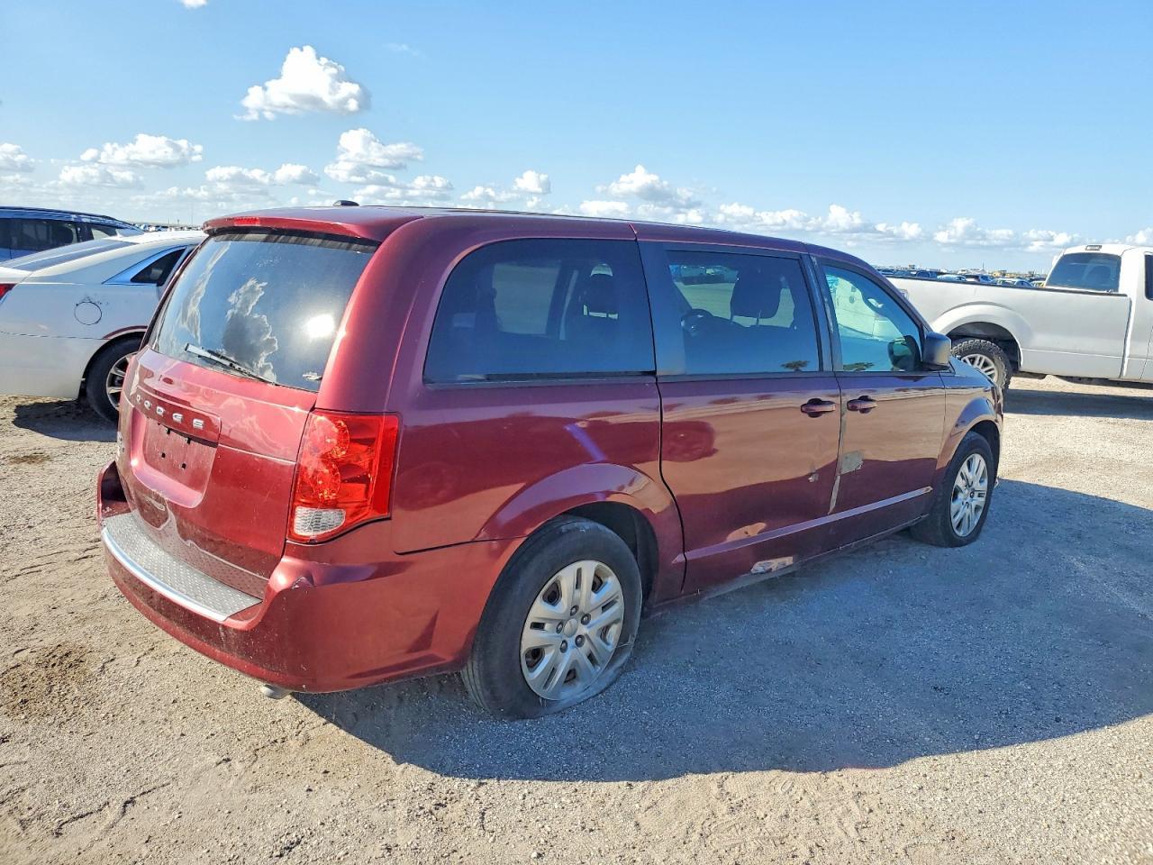 2018 DODGE GRAND CARAVAN — фото 3