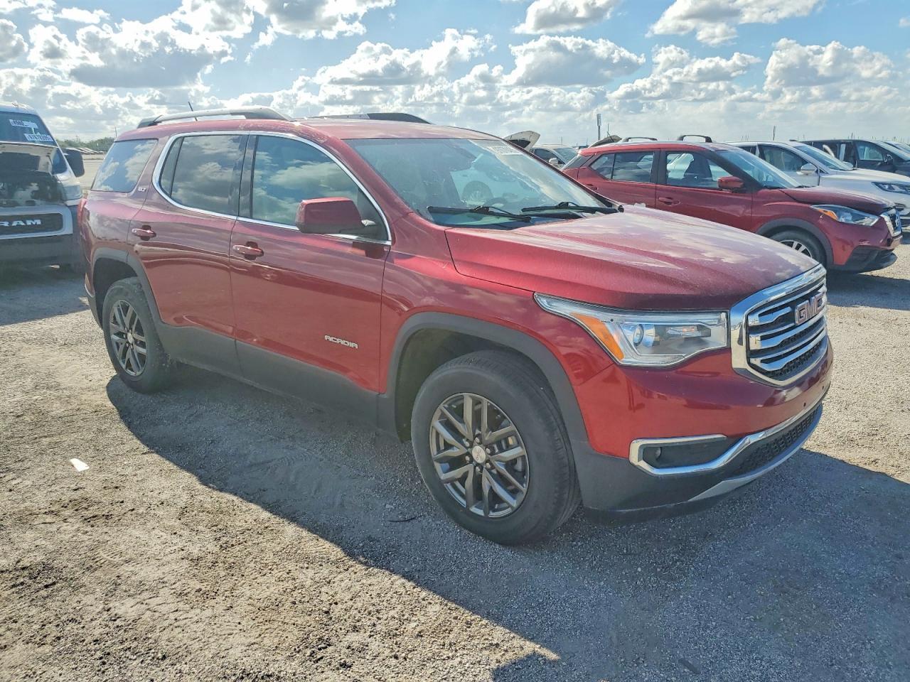 2019 GMC ACADIA — фото 4