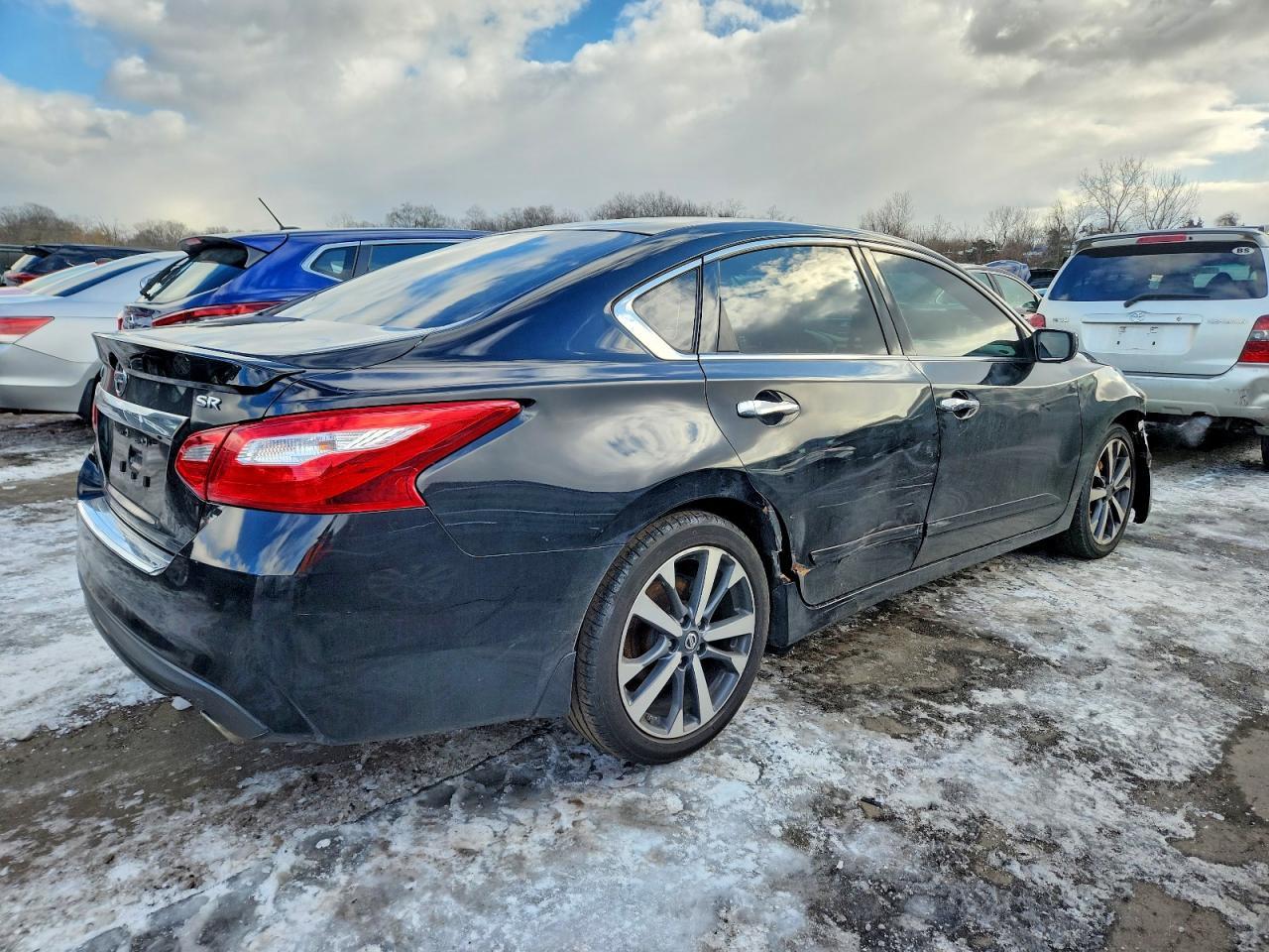 2016 NISSAN ALTIMA — фото 3