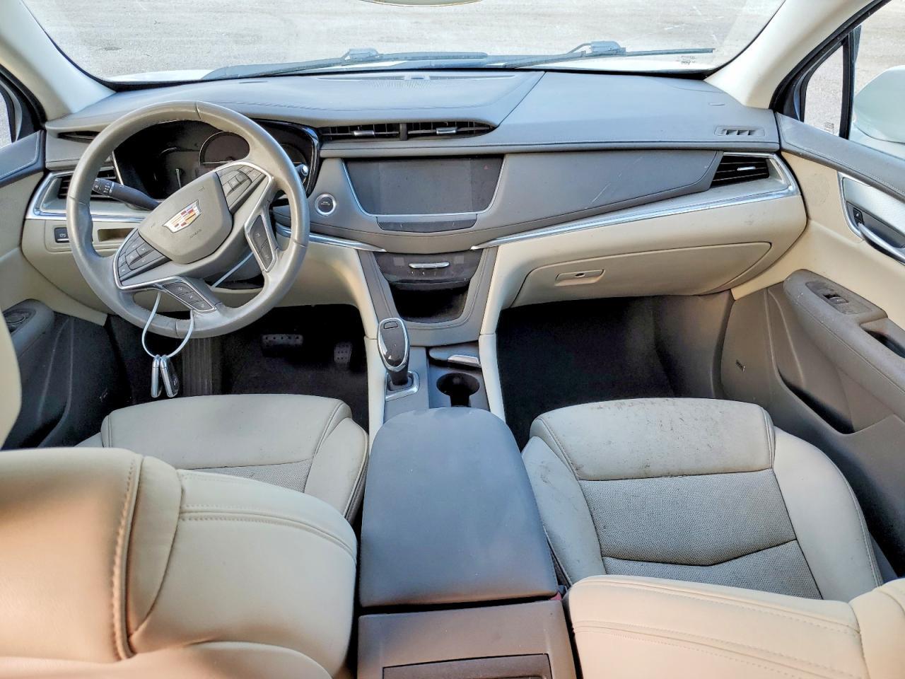 2019 CADILLAC XT5 — фото 8