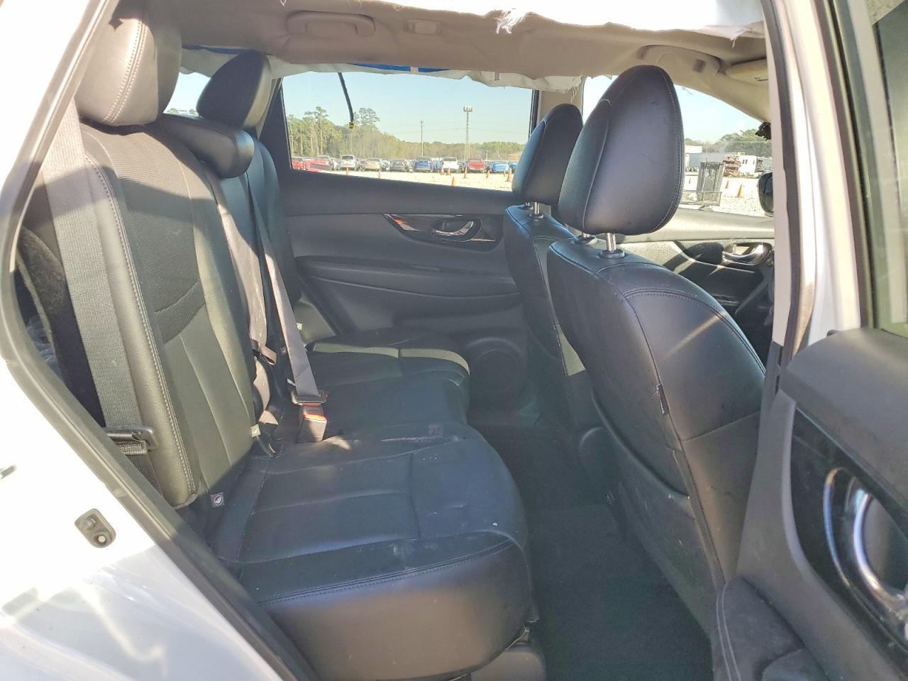 2019 NISSAN ROGUE — фото 11