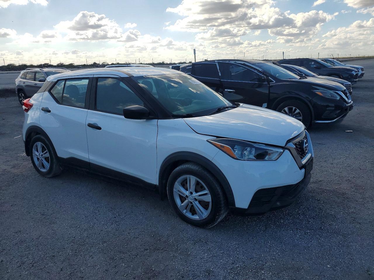2020 NISSAN KICKS — фото 4