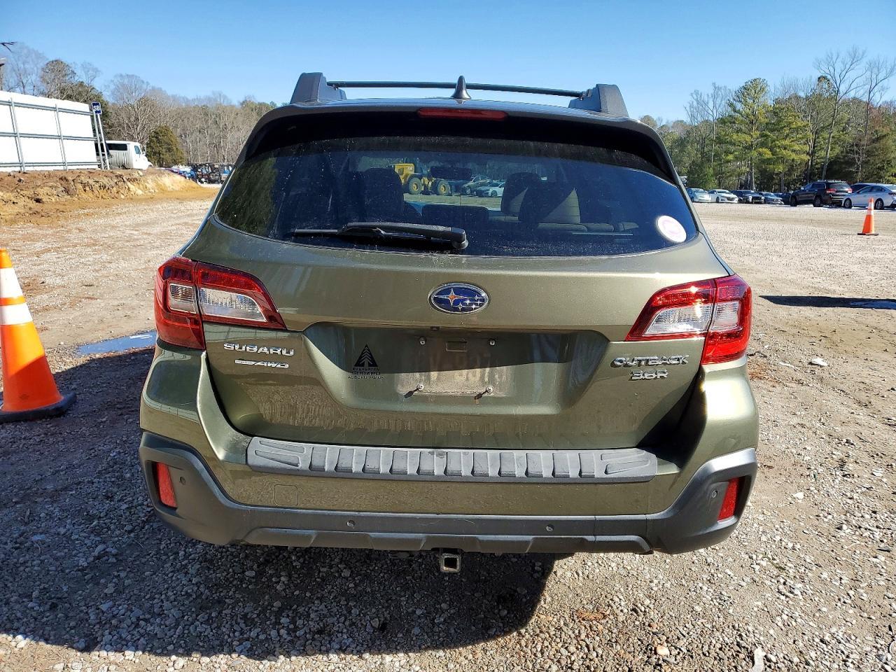 SUBARU OUTBACK