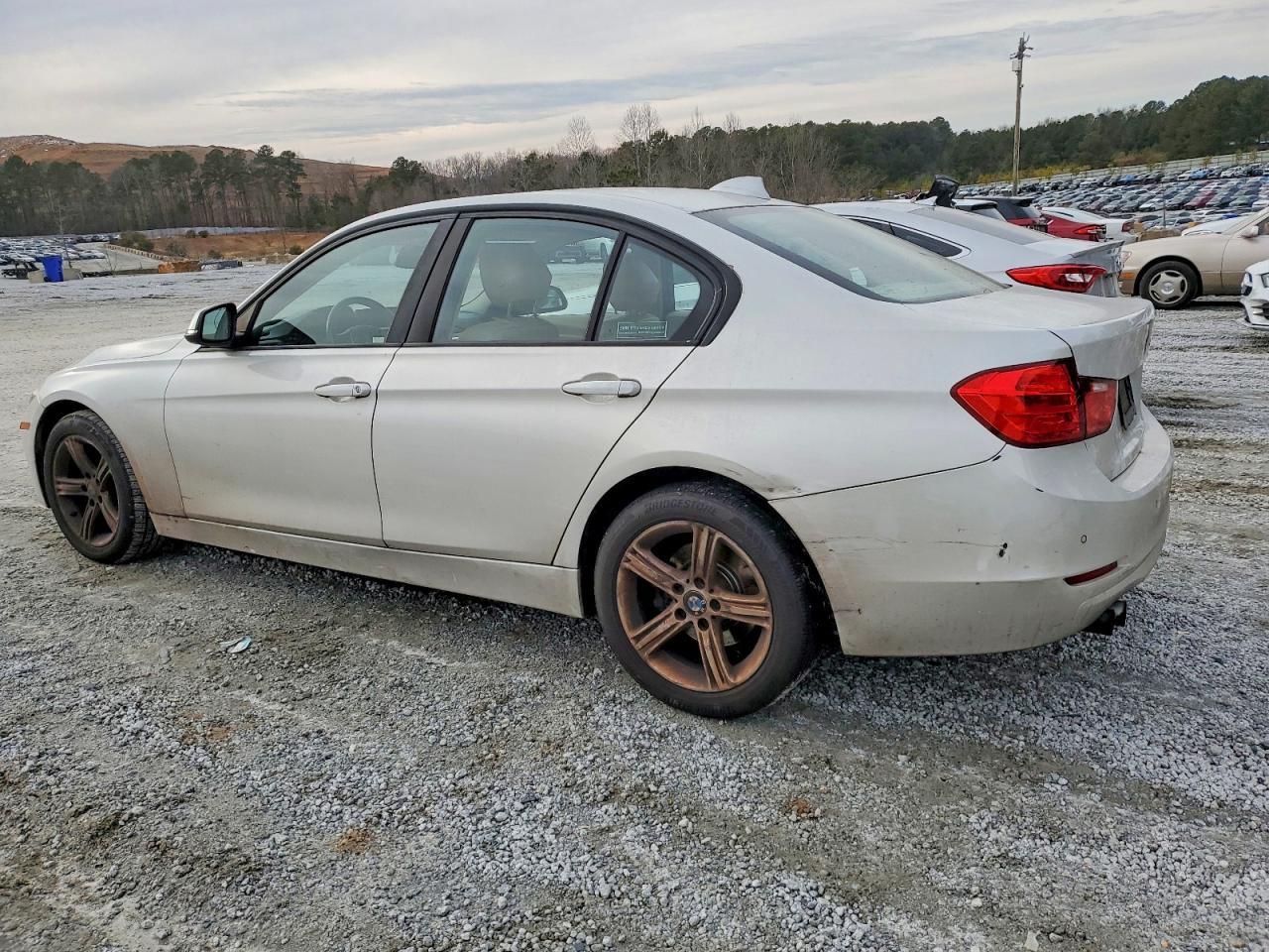2014 BMW 3 SERIES — фото 2