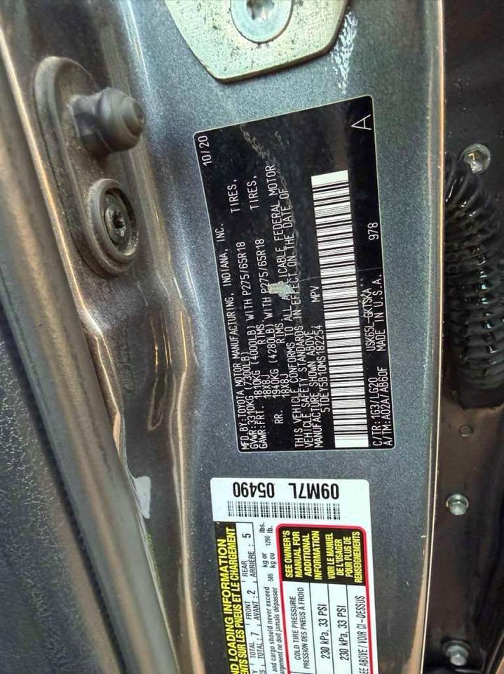 TOYOTA SEQUOIA