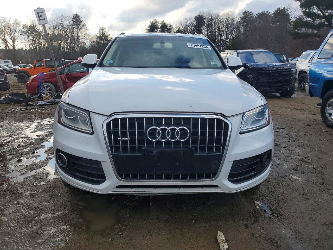 AUDI Q5