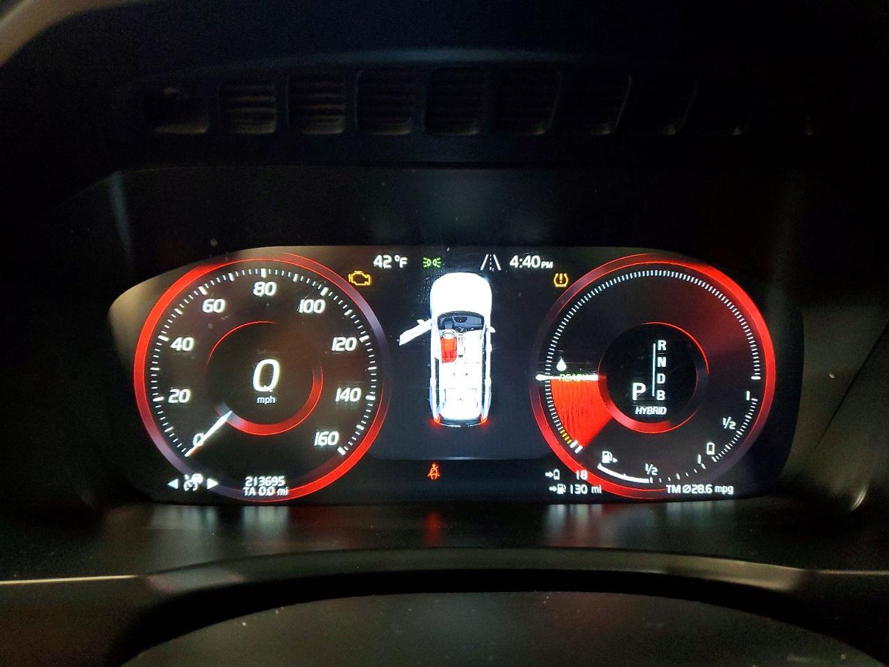 2016 VOLVO XC90 RECHARGE — фото 9