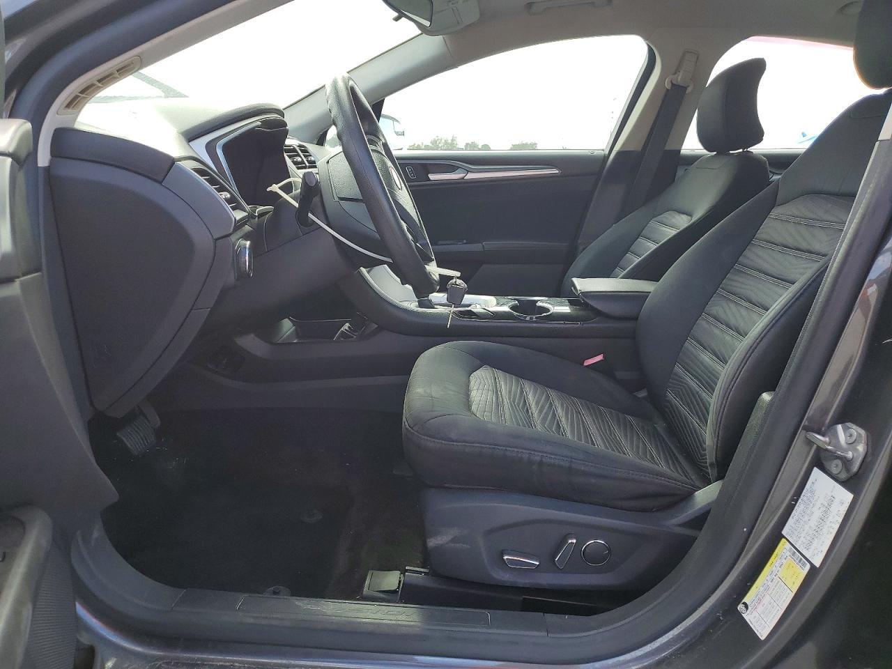 FORD FUSION