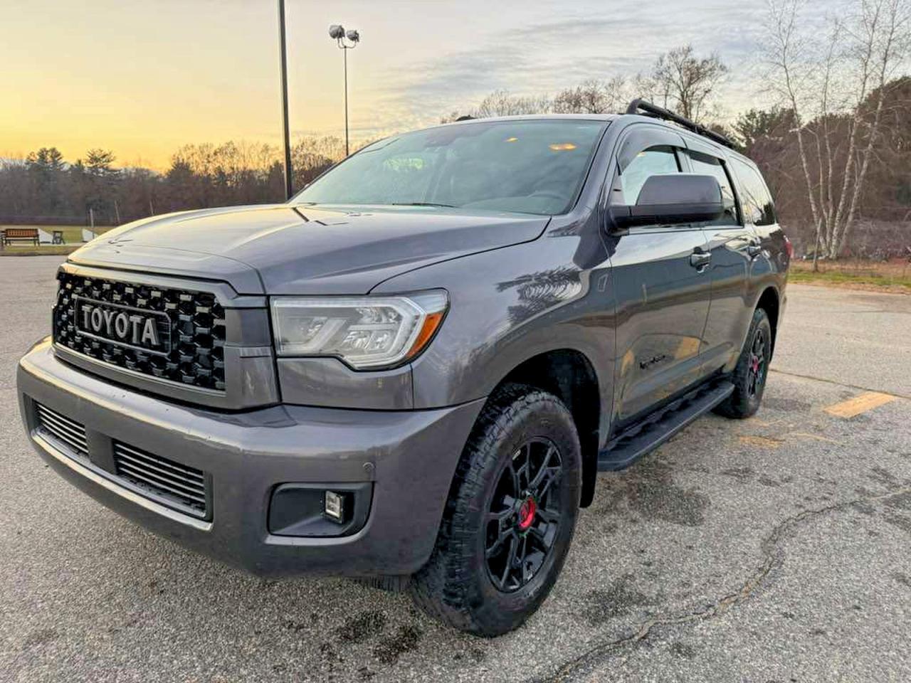 TOYOTA SEQUOIA