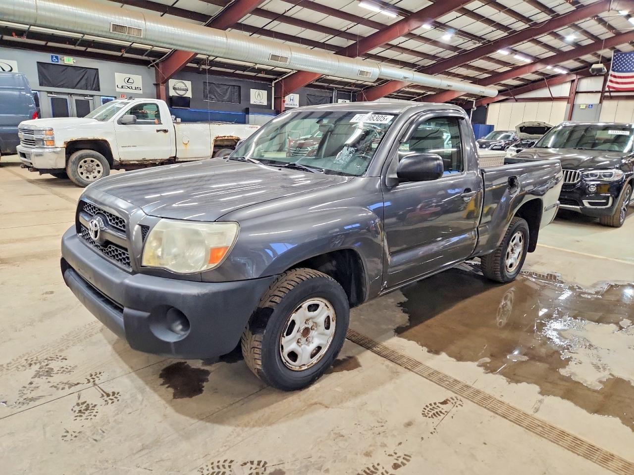TOYOTA TACOMA