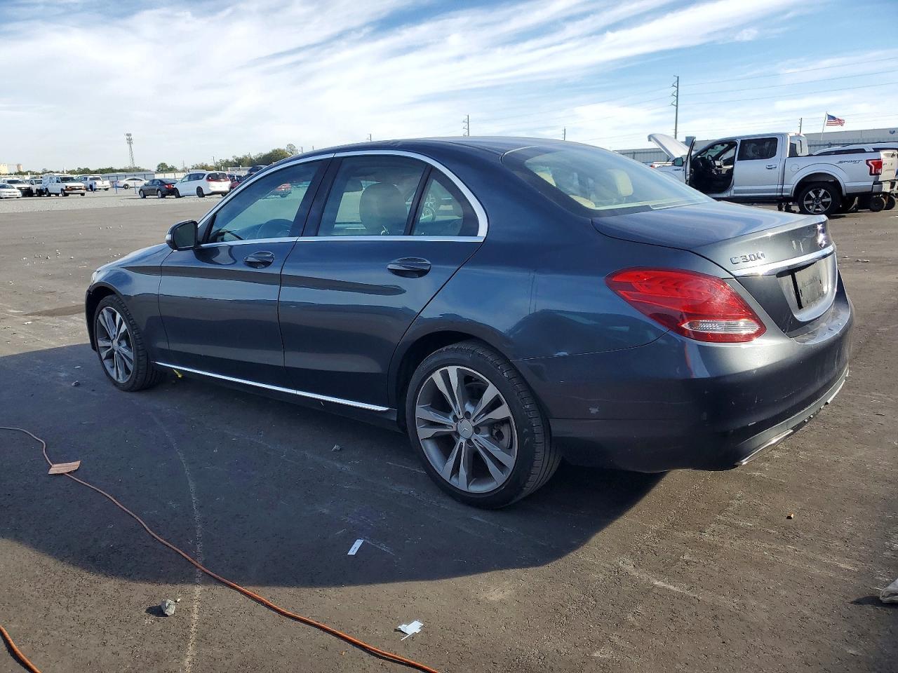 2015 MERCEDES-BENZ C-CLASS — фото 2