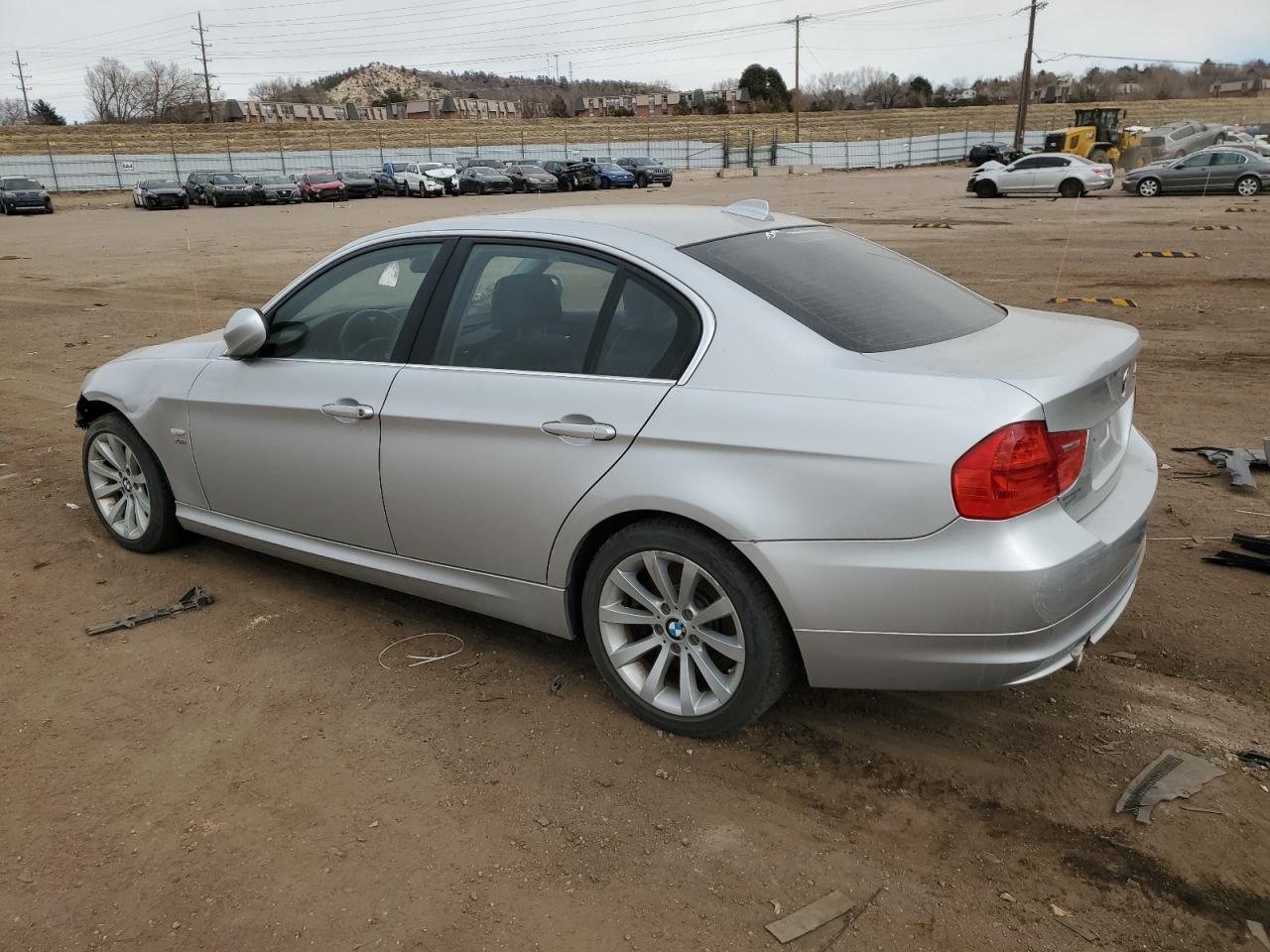 BMW 3 SERIES