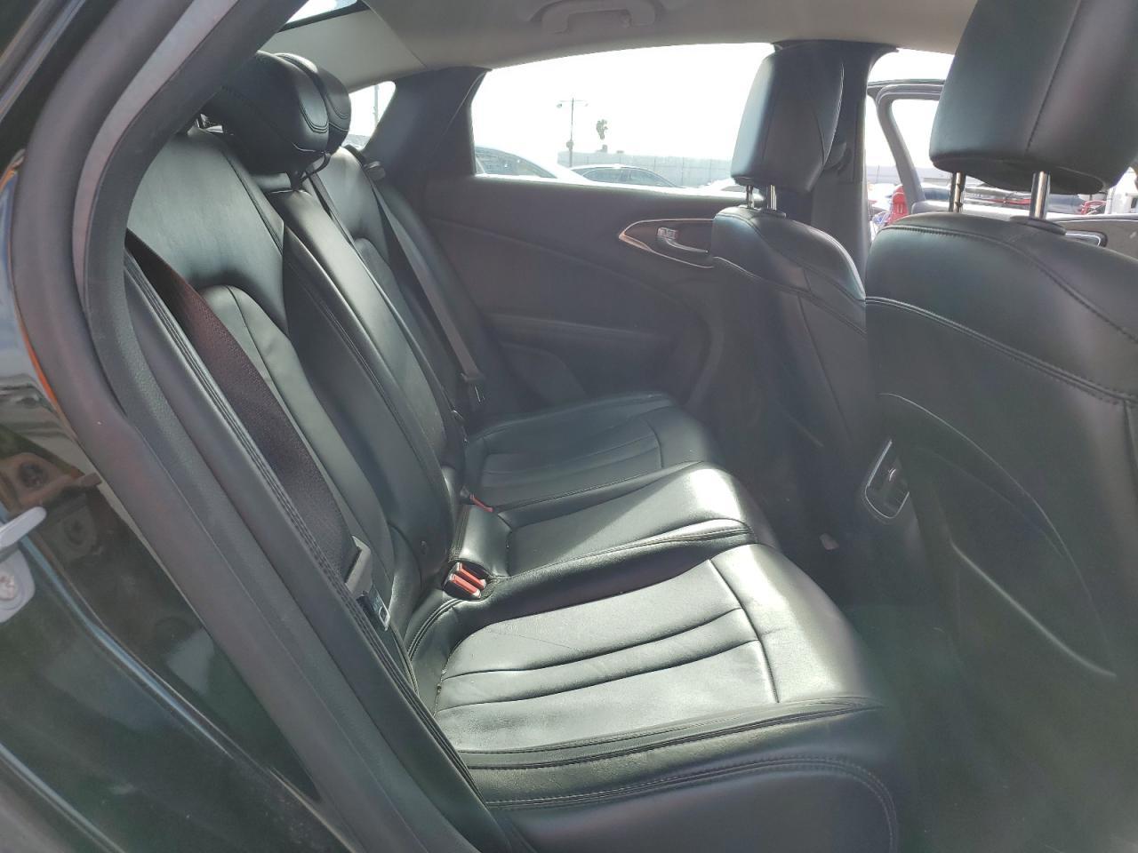 2015 CHRYSLER 200 — фото 10