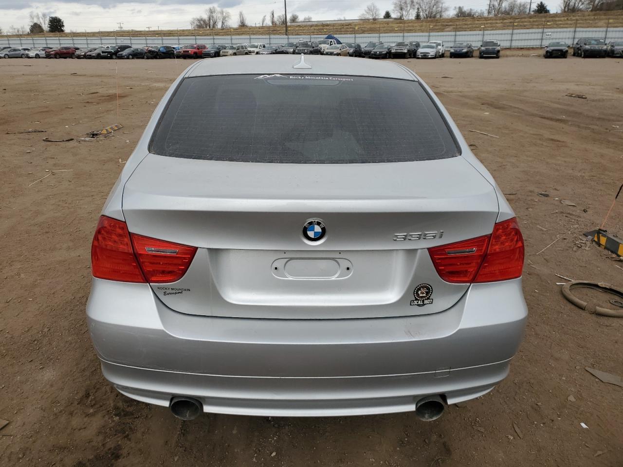 BMW 3 SERIES