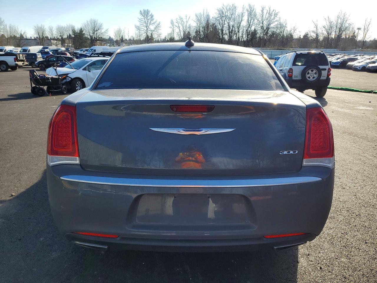 CHRYSLER 300