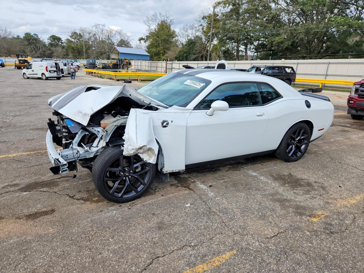 2023 DODGE CHALLENGER — фото 1