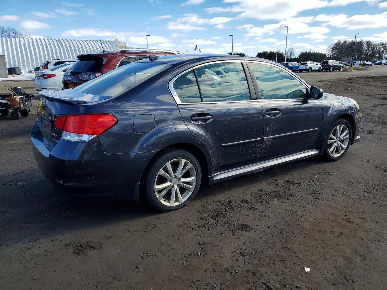 SUBARU LEGACY