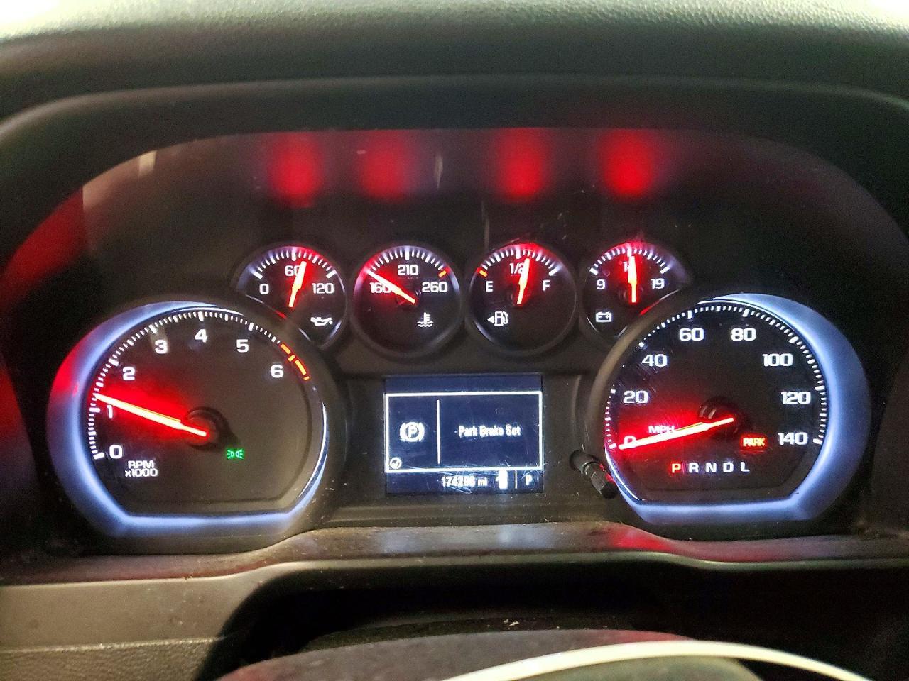 CHEVROLET SILVERADO