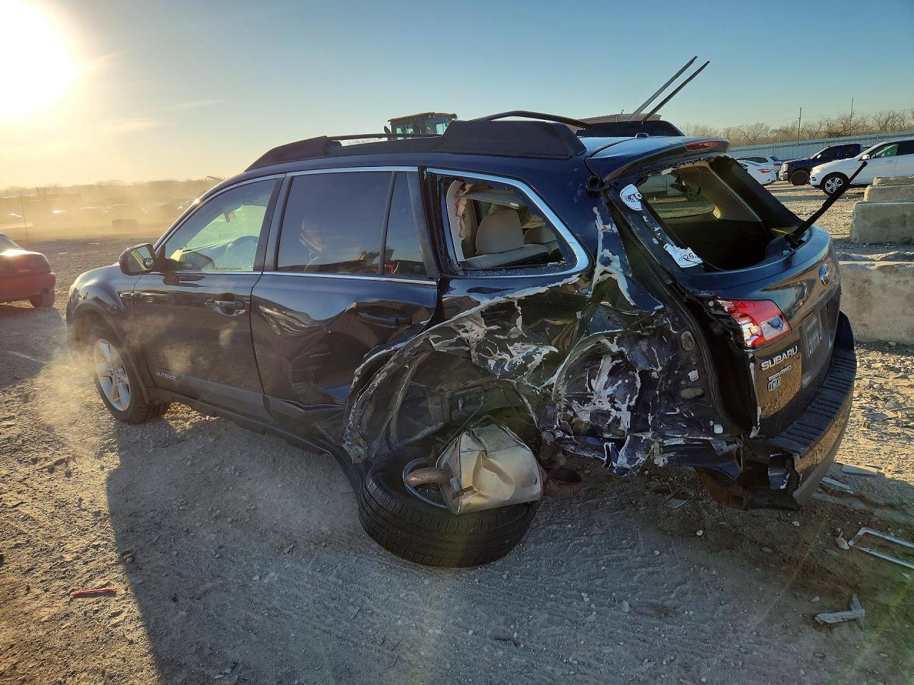 2013 SUBARU OUTBACK — фото 2