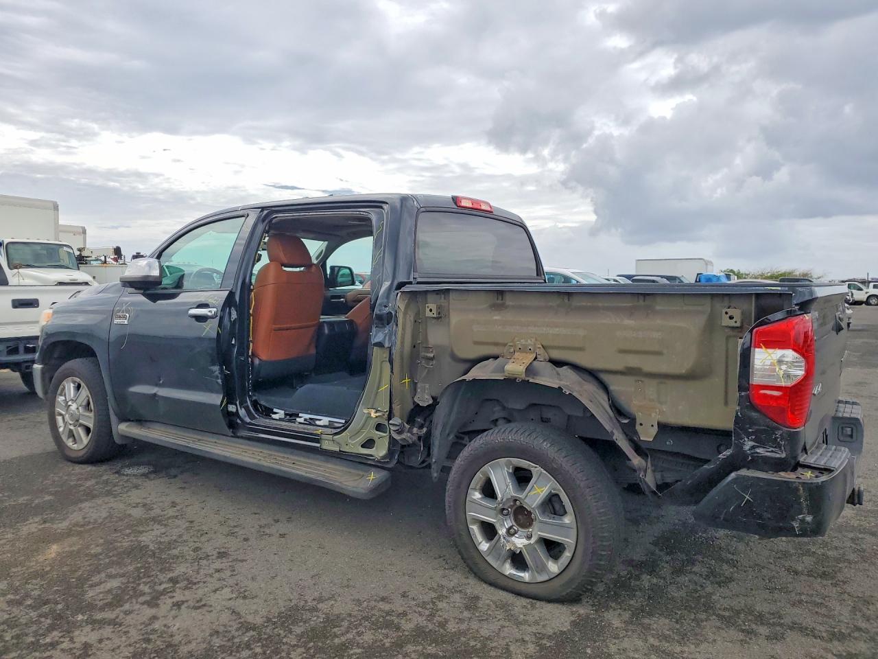 2016 TOYOTA TUNDRA — фото 2