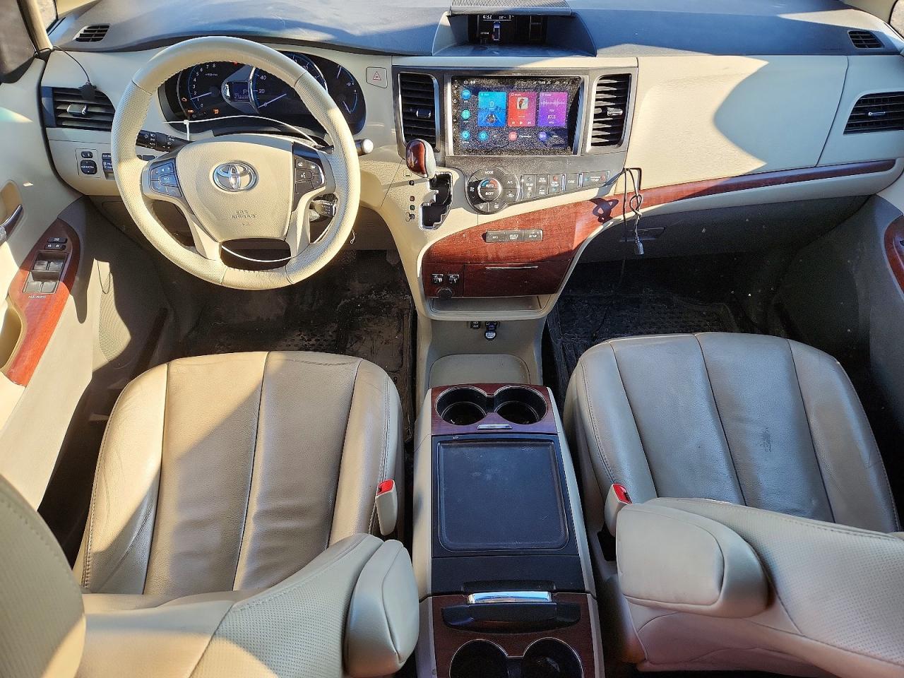 2014 TOYOTA SIENNA — фото 8