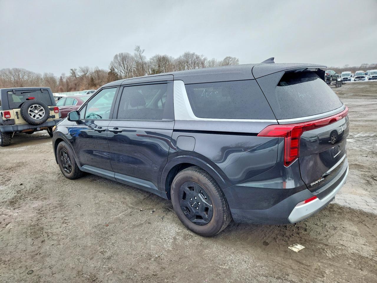2025 KIA CARNIVAL — фото 2