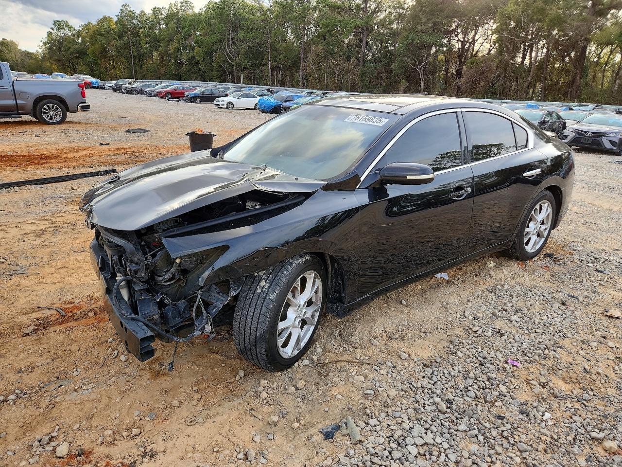 NISSAN MAXIMA