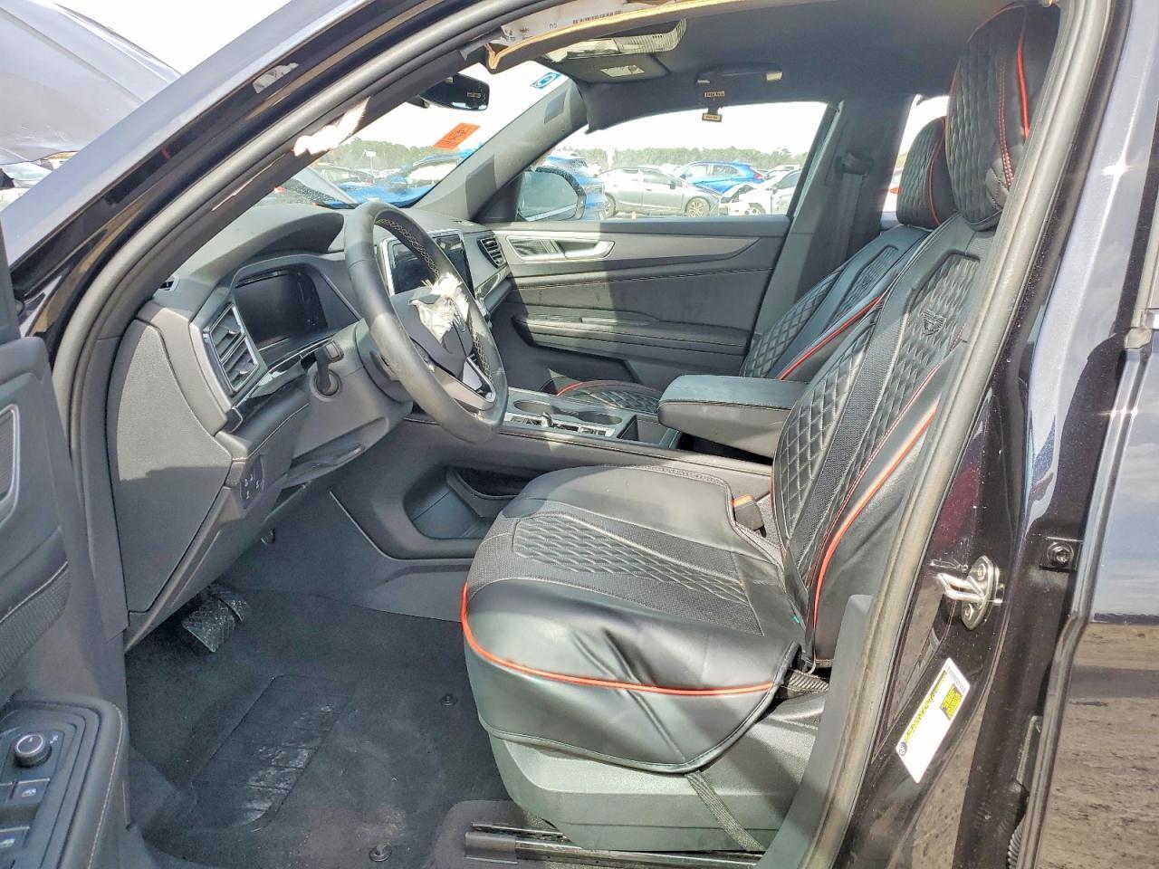 VOLKSWAGEN ATLAS CROSS SPORT