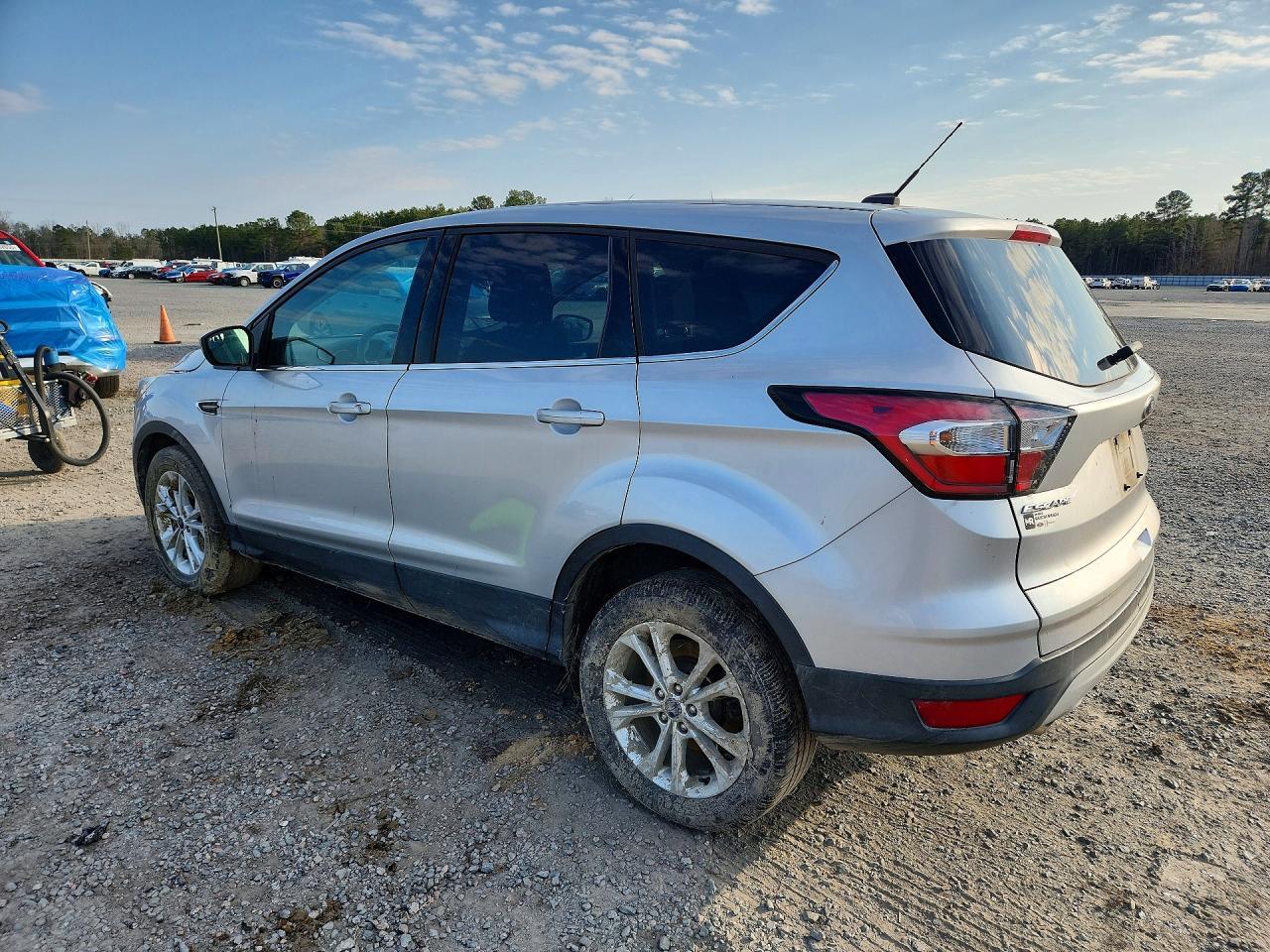 2017 FORD ESCAPE — фото 2
